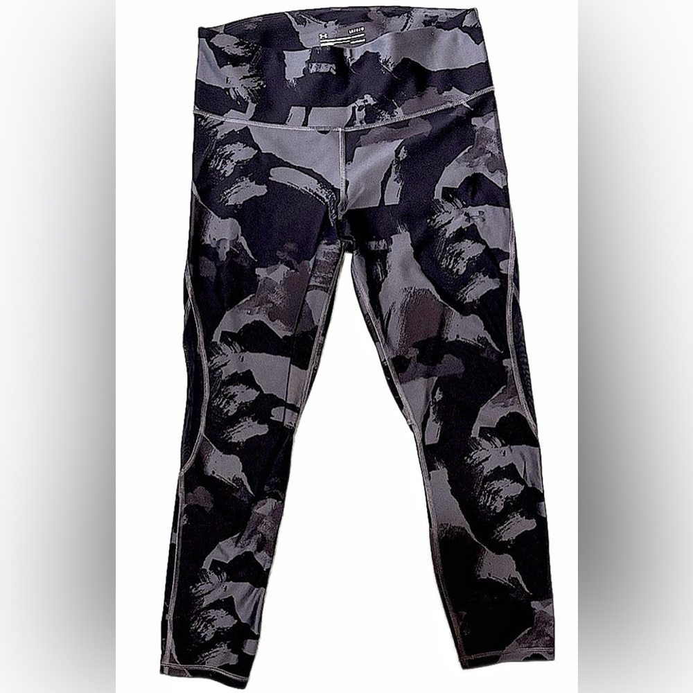 Under Armour • Black and Gray Abstract Print Compression Leggings